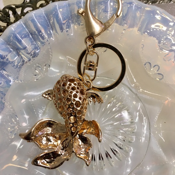 Koi Fish Crystal key Ring - Picture 6 of 6